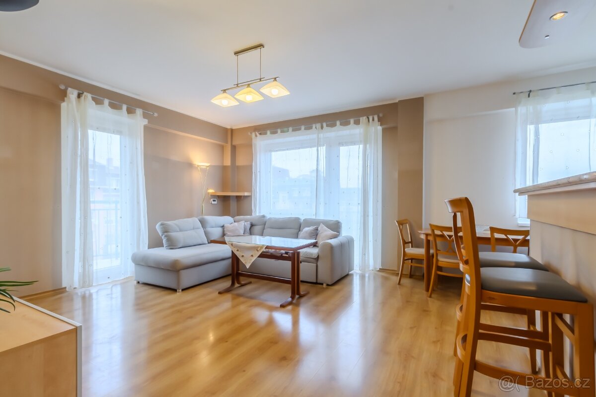 Prodej bytu, Kladno - Ostrovec, ul. Vojtěcha Lanny - 5