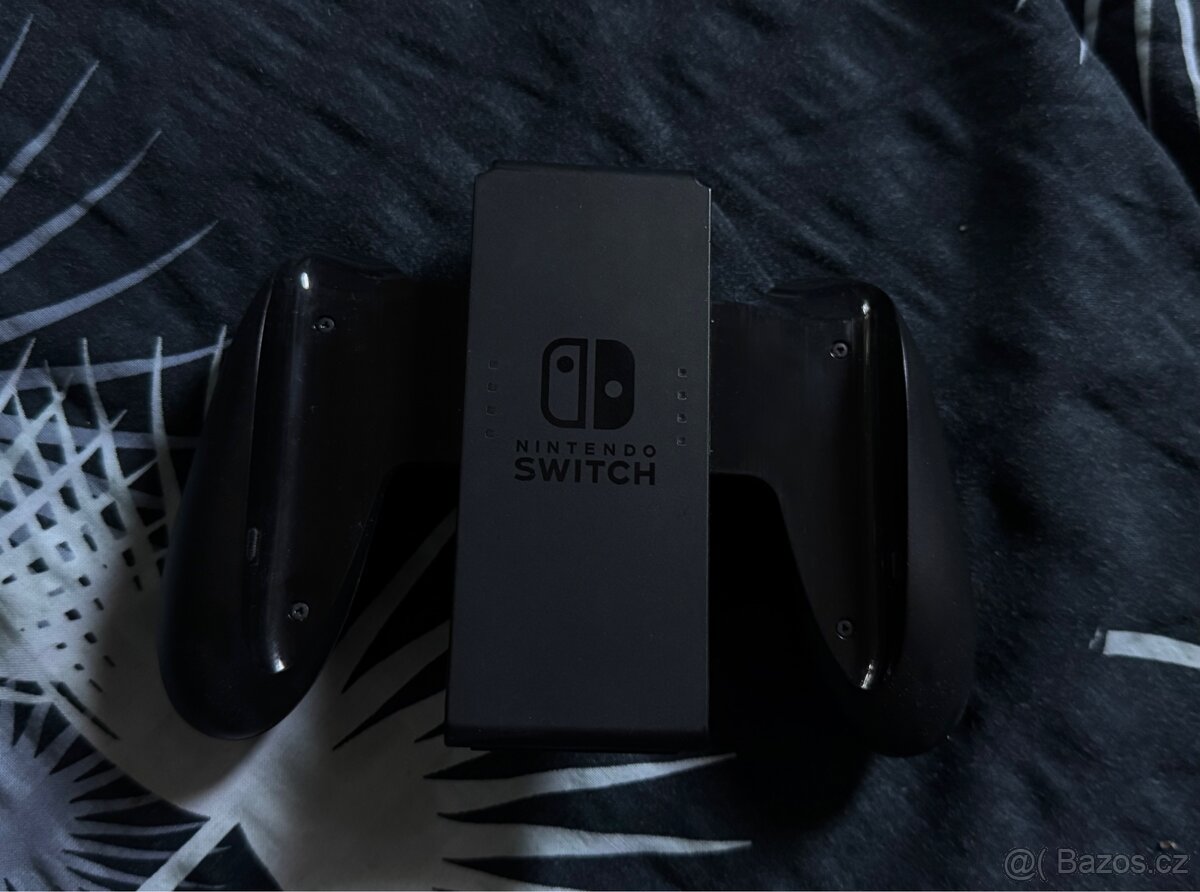 Nintendo Switch V2 v záruce - 5
