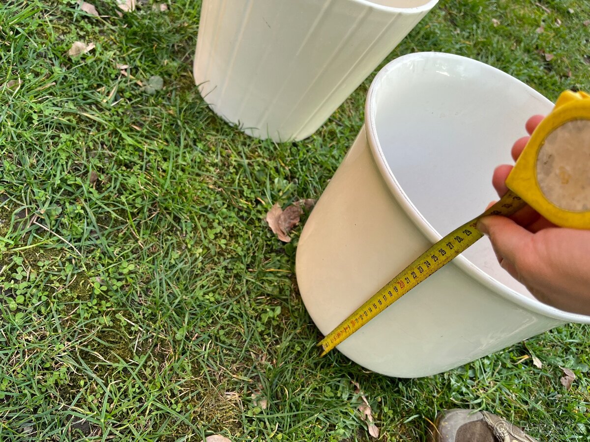 Daruji 2x velký květináč - 5