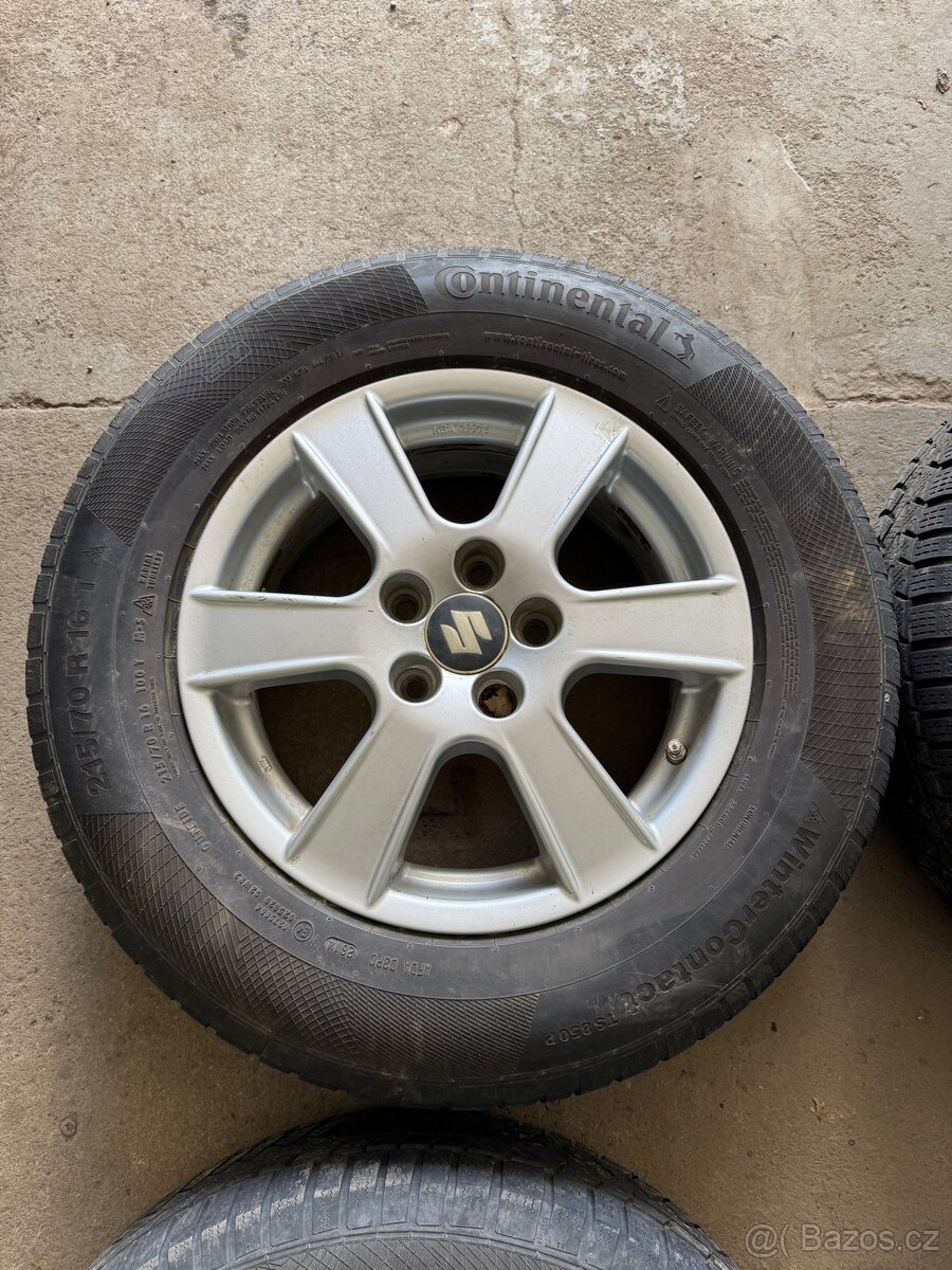 Suzuki Vitara kola - 5