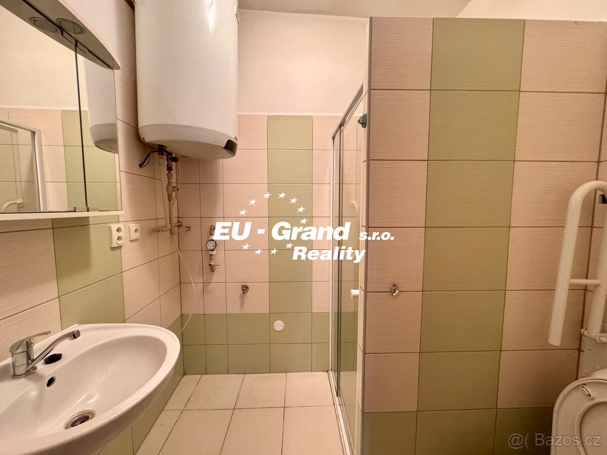 Pronájem byty 2+1, 74 m² - Rumburk 1, ev.č. 05701 - 5