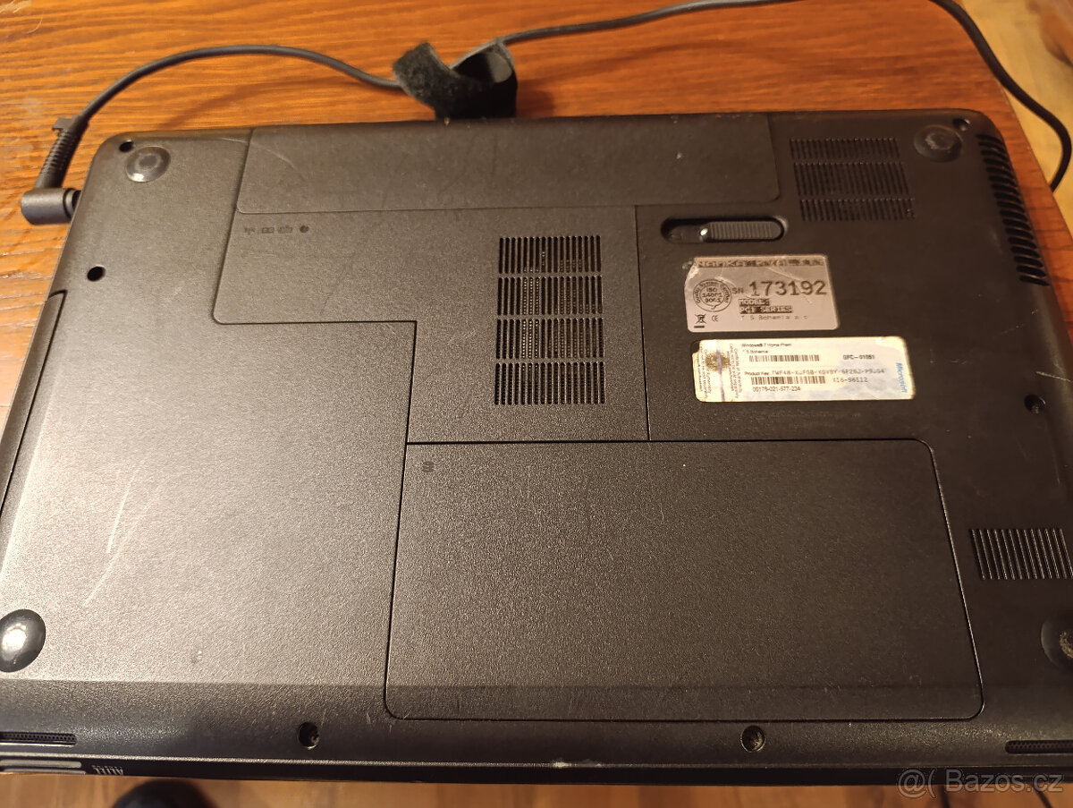 Notebook - AMD Dual-Core E1 HDD 640GB - 5