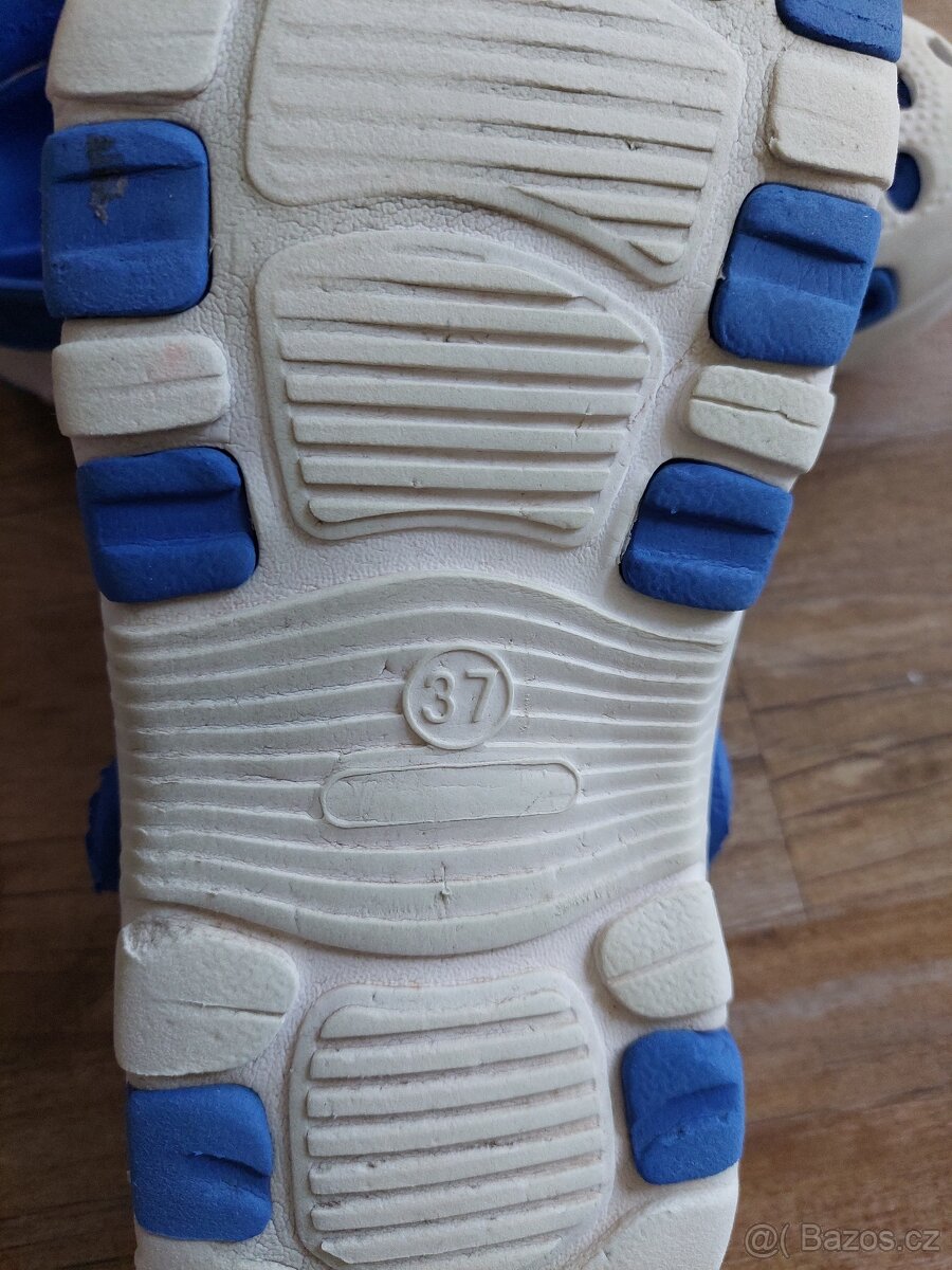 Dětské tenisky 39, sálové 37, crocs v. 37, 38 - 5