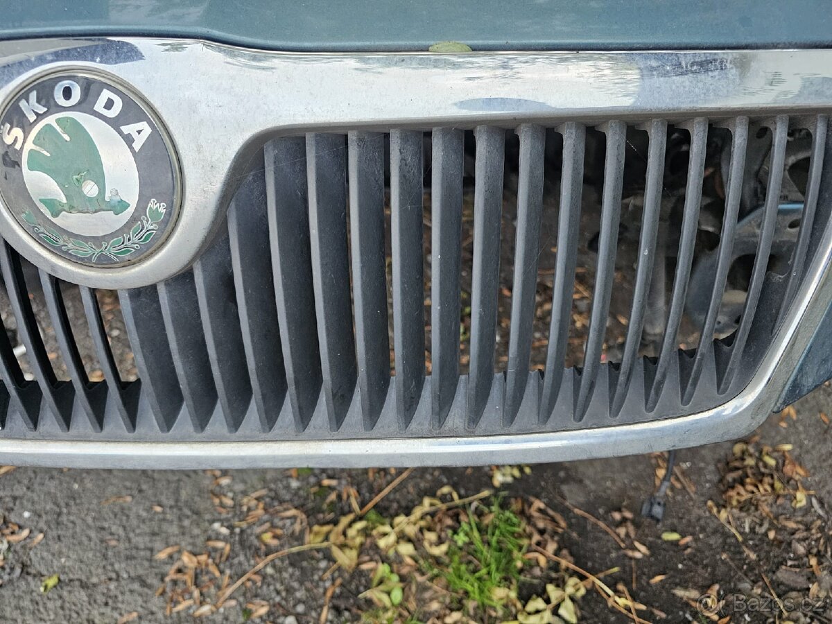 Přední nárazník a maska Škoda Octavia 2 - 5