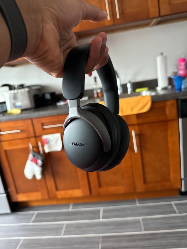 Bezdrátová sluchátka Bose QuietComfort Ultra - 5