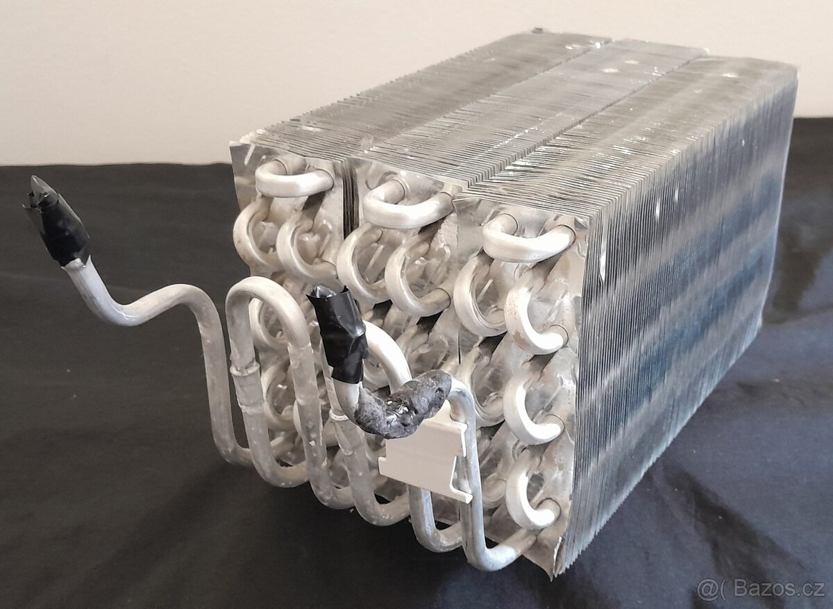 Výparník / kondenzátor sušičky Electrolux, trojitý / triple - 5