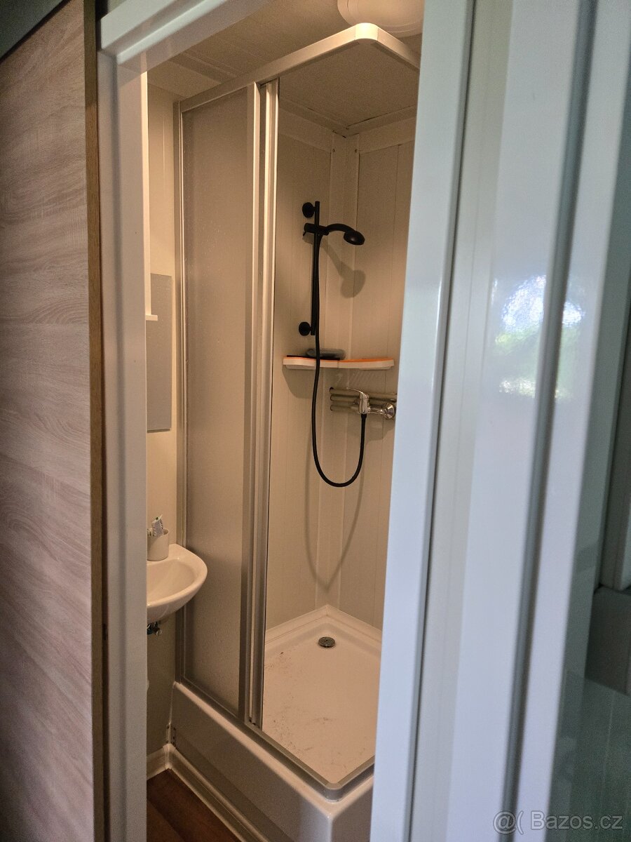 Mobilní buňka s předsíní - 5