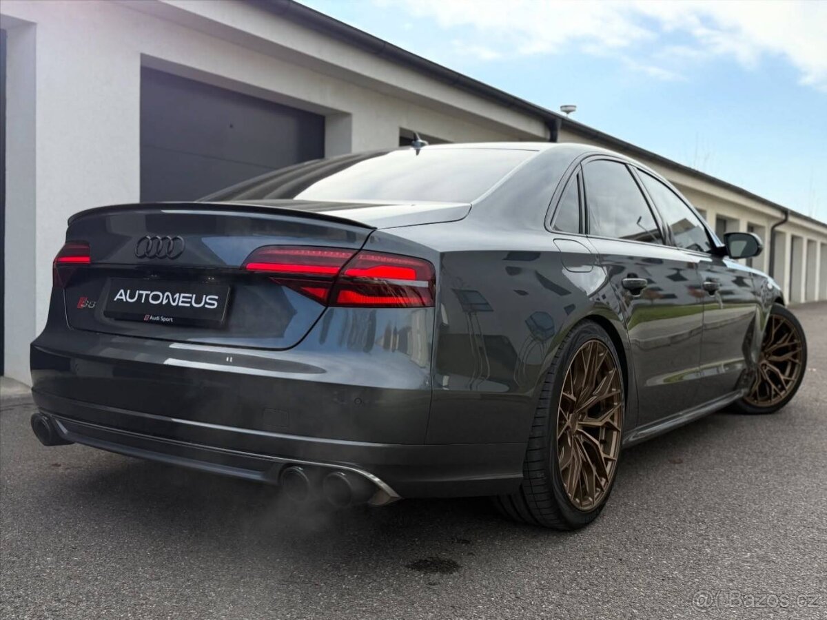 Audi S8 PLUS / Panorama / BangOlufsen - 5