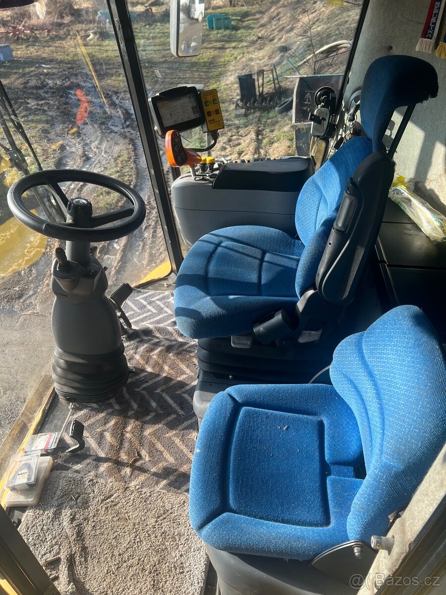 New Holland CR9080 - 5