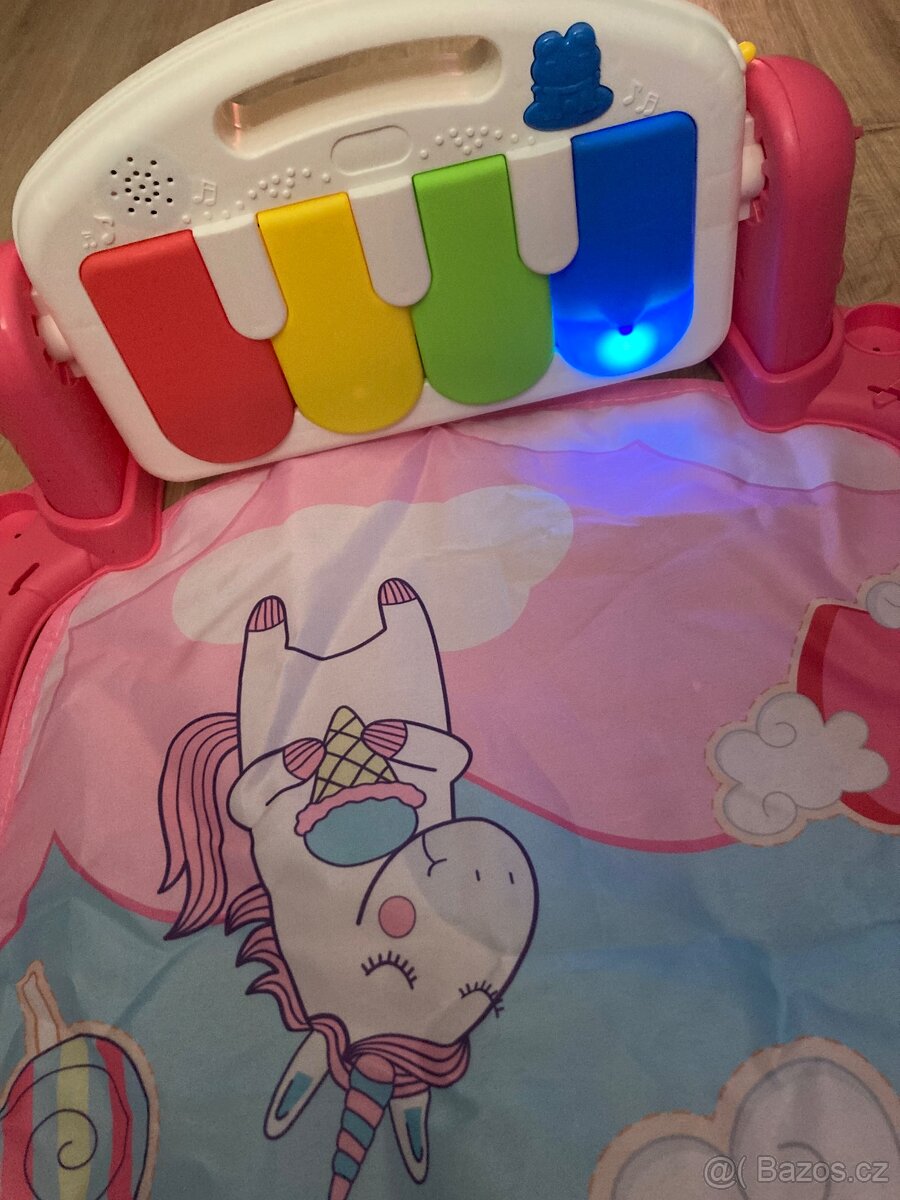 Hrací deka s klavírem - 5