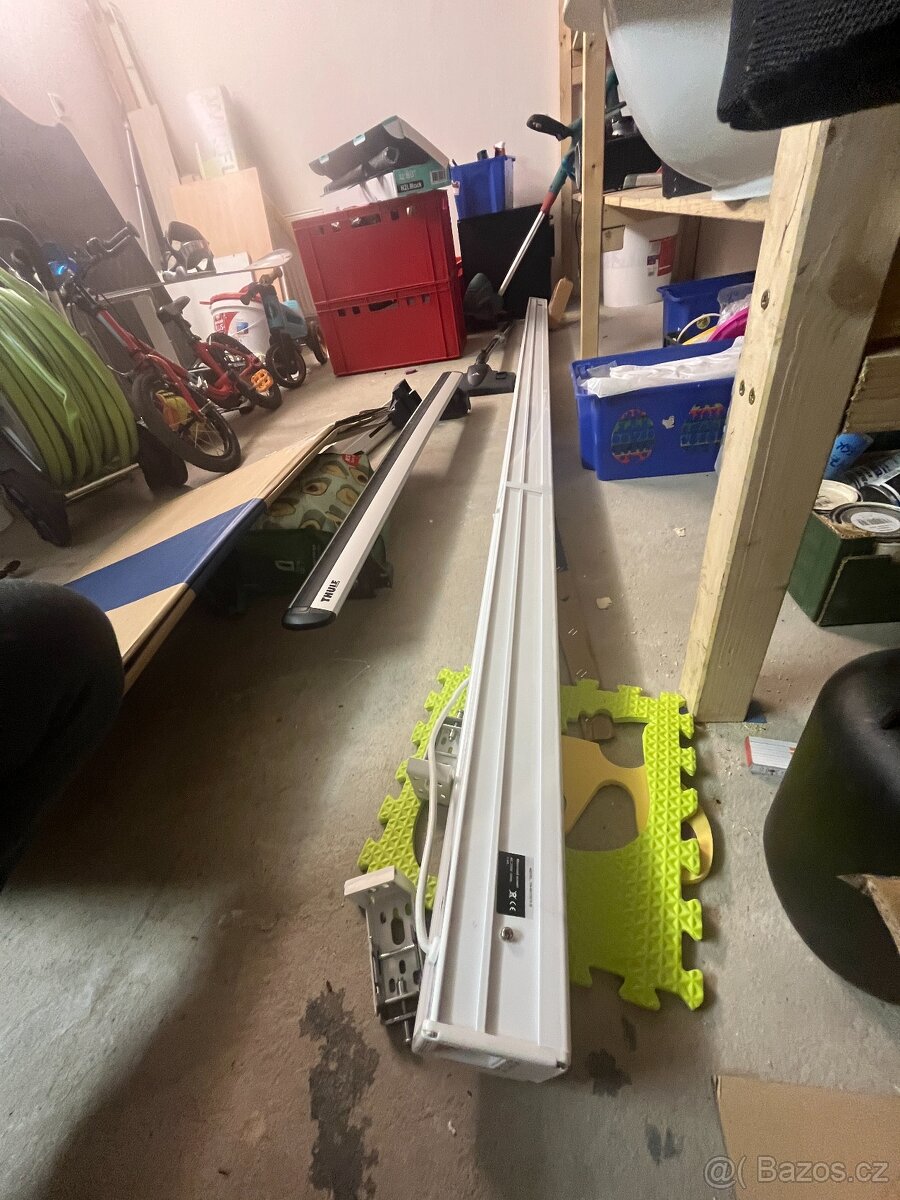 Elektrické projekční plátno OPTOMA 120" - 5