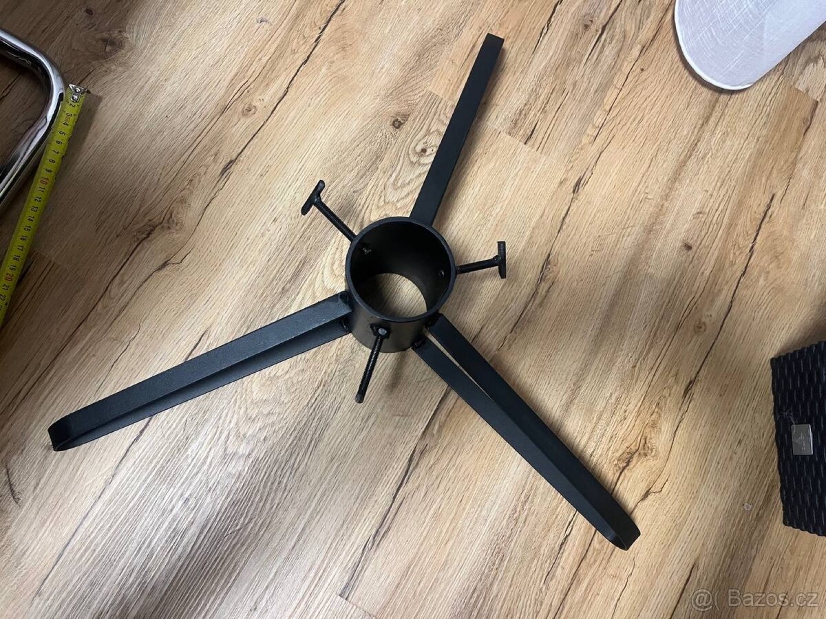 Stojan na vánoční stromek - 5