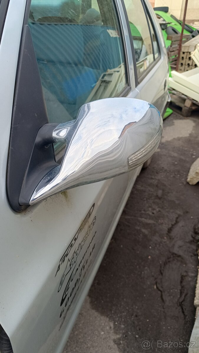 Náhradní díly na Felicia - 5