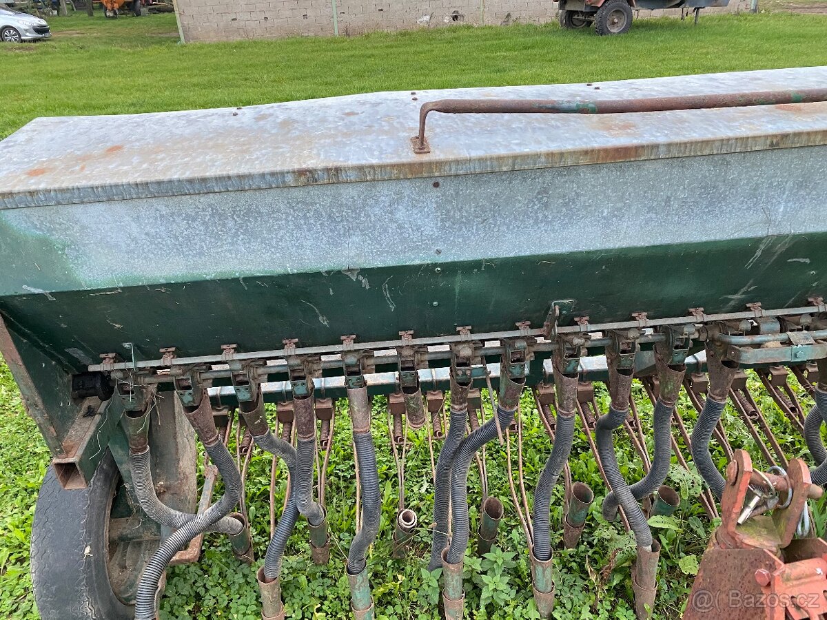 Secí stroj Roudnicky 3m - 5