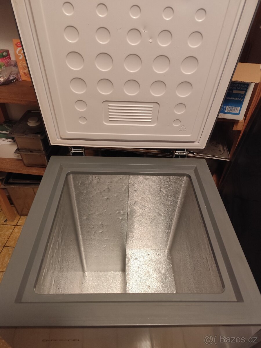 Pultovy menší mrazák - 5