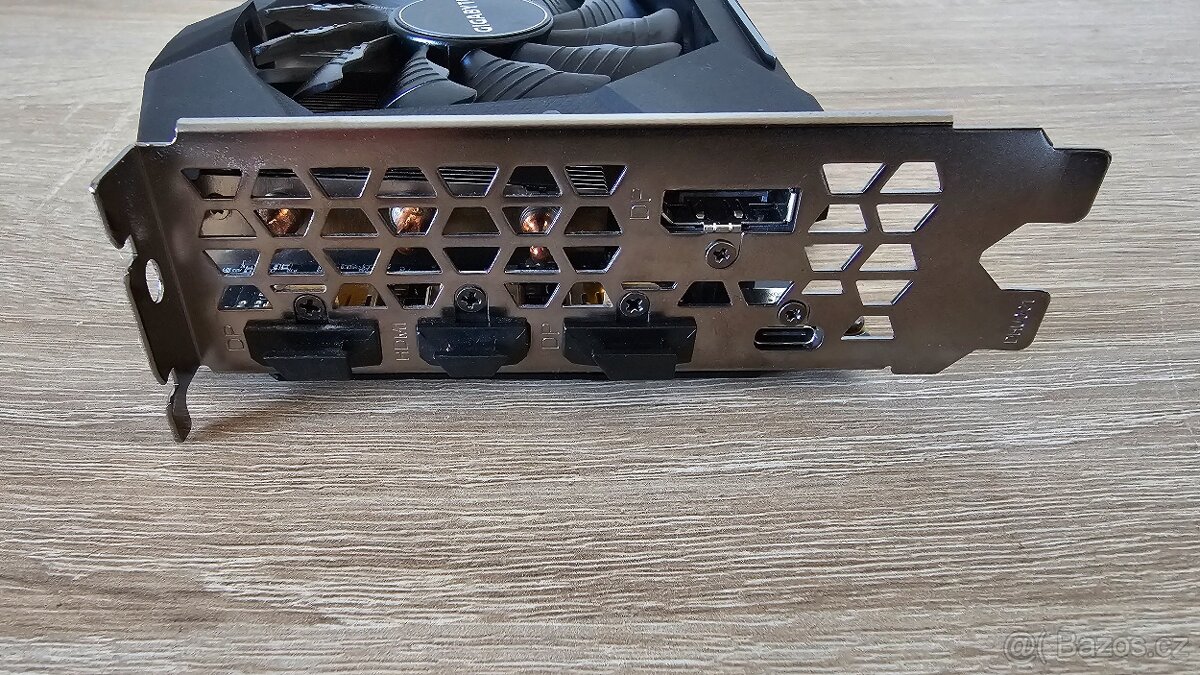 Gigabyte GeForce RTX 2060 SUPER GAMING OC 8G - 5