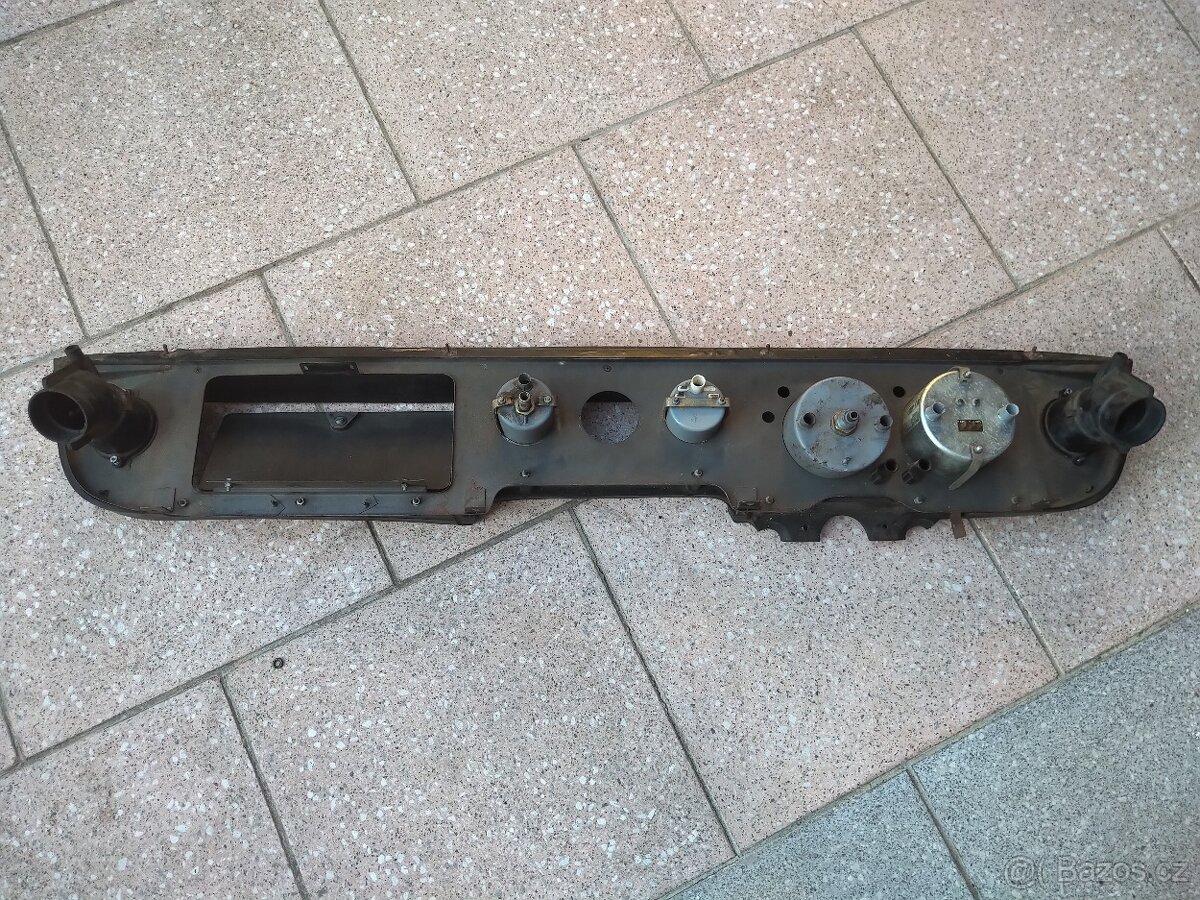 Palubka Škoda 110r - 5