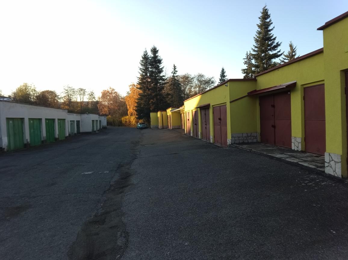 Garáž Praha Zbraslav 20m po Rekonstrukci, zabezpečeno - 5