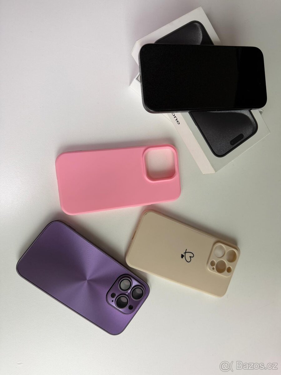 iPhone 15 Pro 256 Gb v barvě černý titan - 5