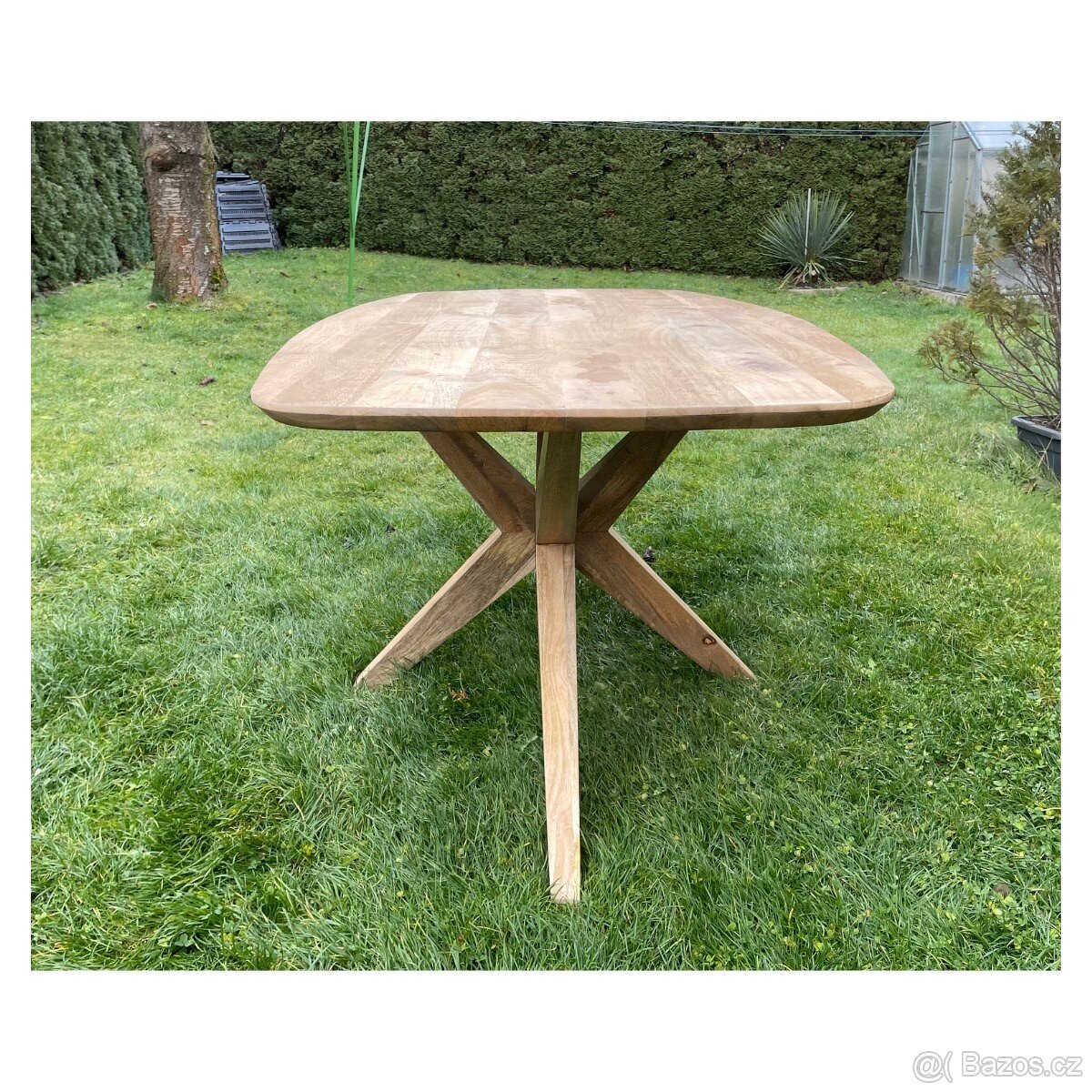 Masivní jídelní stůl Mango – 180 cm, hvězdová podnož - 5