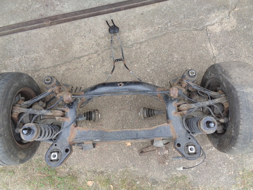 BMW 1 E87 118D 105kW automat - náhradní díly - 5