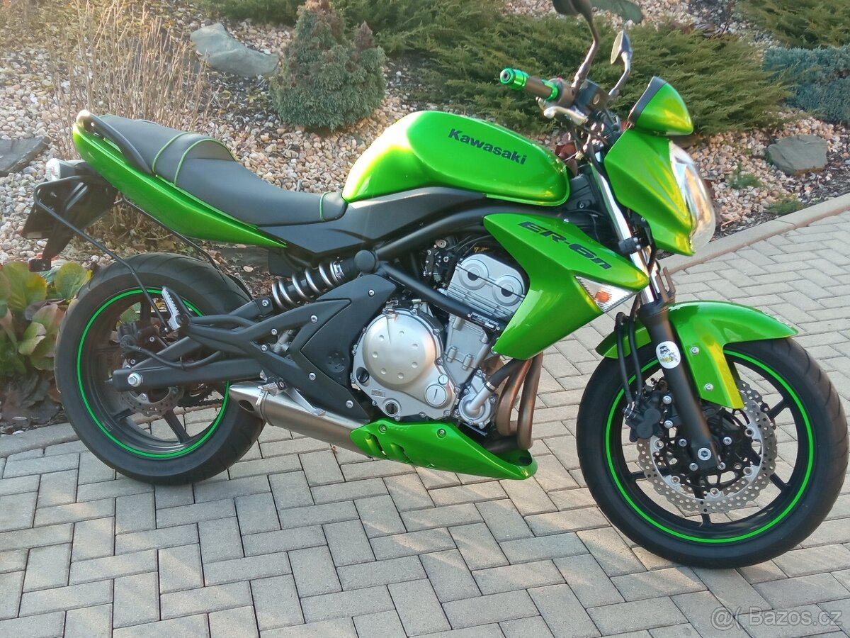 Kawasaki ER6n - 5