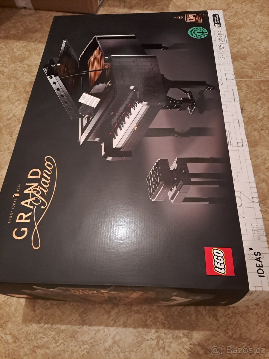 LEGO Ideas 21323 Velké piano - 5