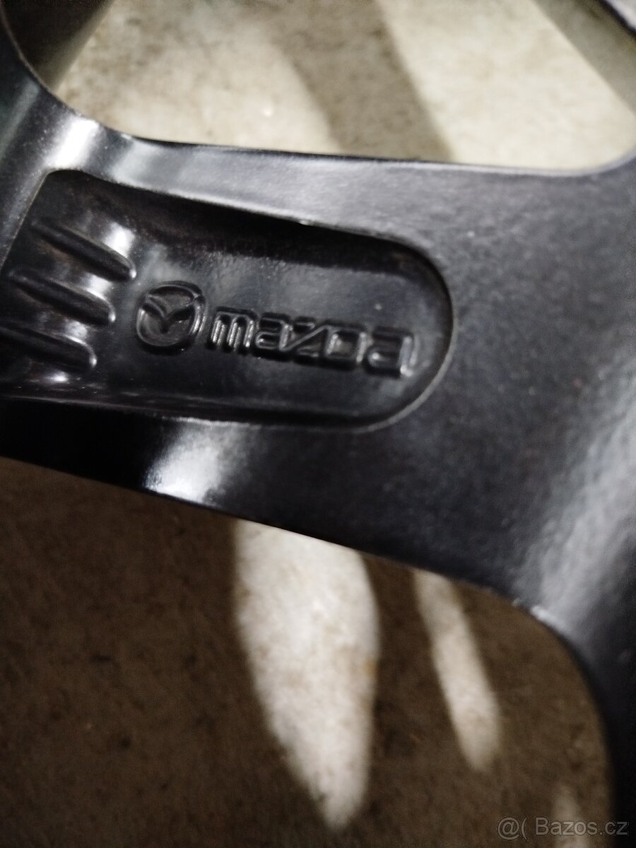 ALU Mazda 5x114,3 6,5J R16 ET45 střed 67mm - 5