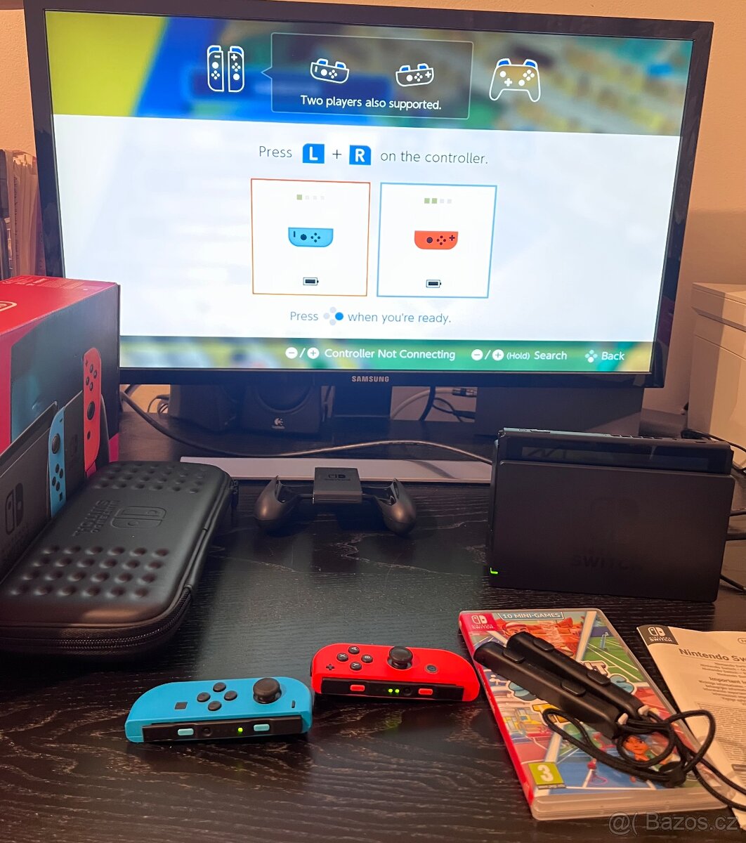 Nintendo Switch Neon Blue & Red + 10 Miniher a příslušenství - 5