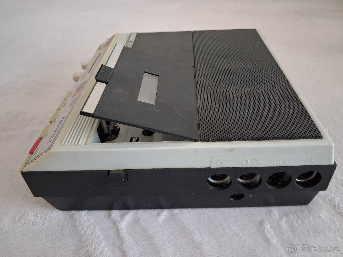 Kazetový magnetofón Tesla A3. - 5