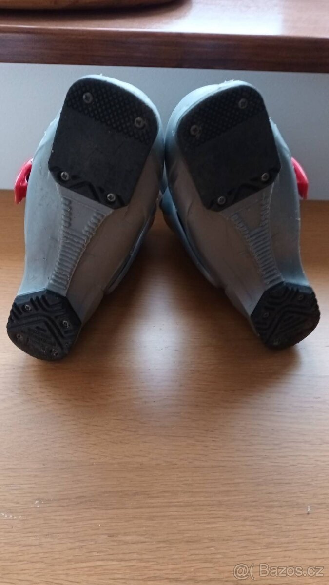 Lyžáky/přeskáče MUNARI, vel. cca 33, 34 - 5