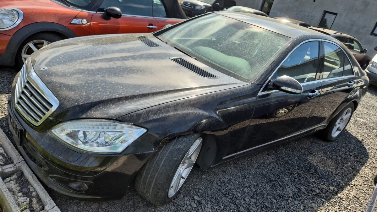 Mercedes Benz s - 5