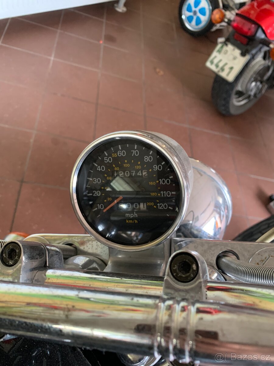 5kusu Suzuki intruder 1400 - 5