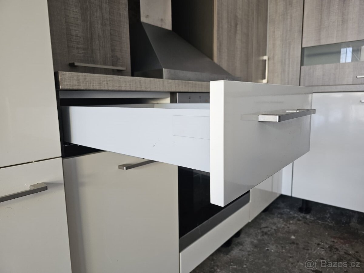 Kompletní kuchyně XPRESS VANILLA vč. spotřebičů - 5