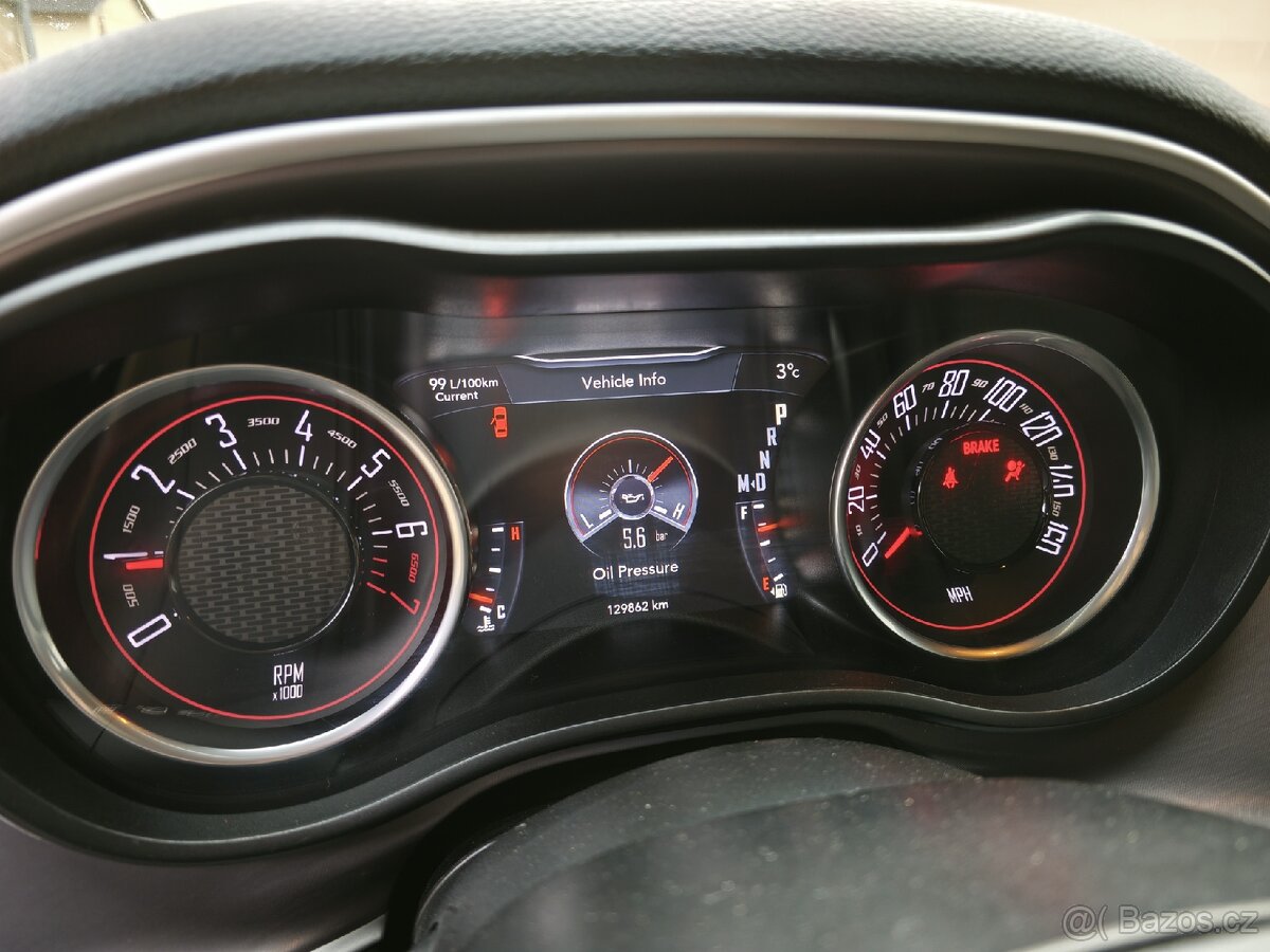 Dodge Challenger - 5