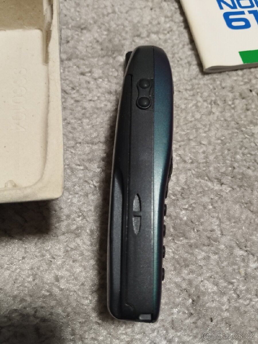 Nokia 6110 retro mobilní telefon + nová baterie - 5