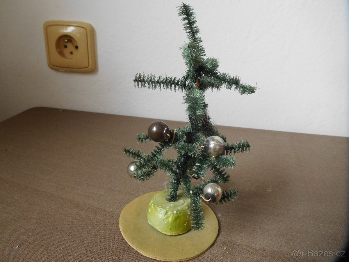 RETRO VÁNOČNÍ STROMEČEK - 5