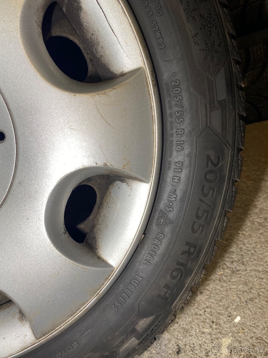 ZIMNÍ SADA 205/55 r16 BARUM VW - 5