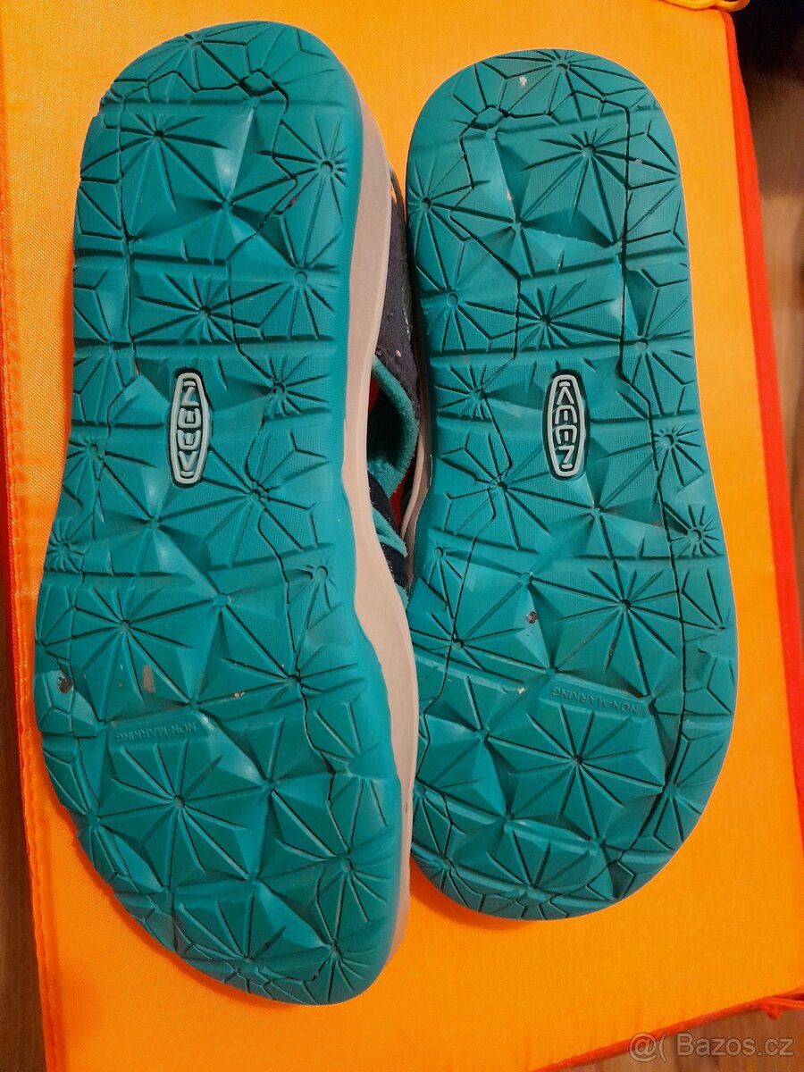 Keen MOXIE sandále vel. 34 - 5