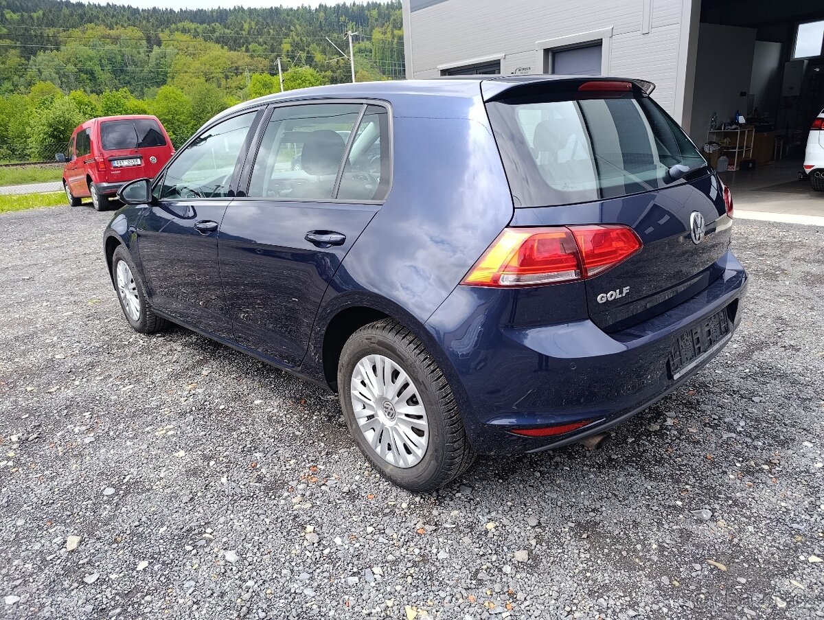 VW Golf 7 - 5
