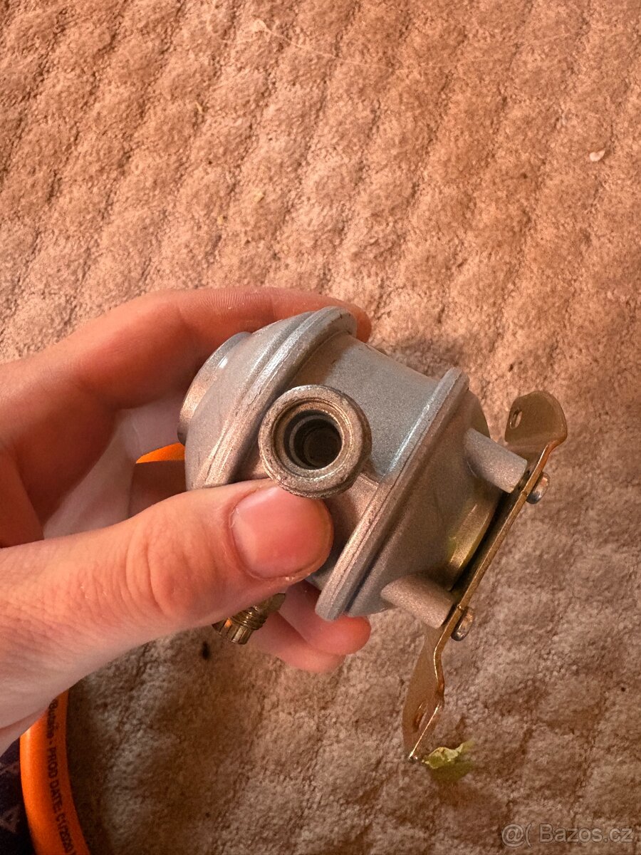 regulátor tlaku plynu Cavagna 424RV 30mbar - 5