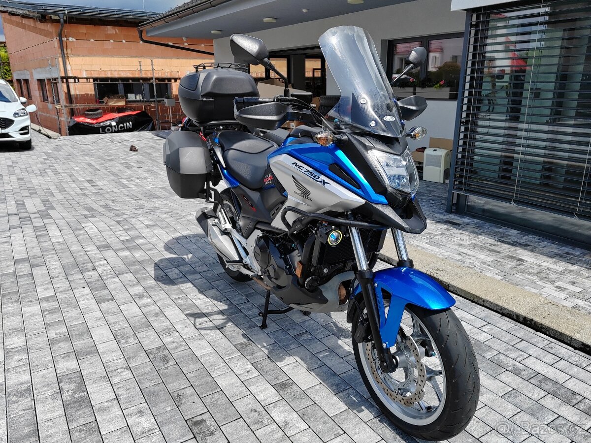 Honda Nc 750x Full výbava,záruka