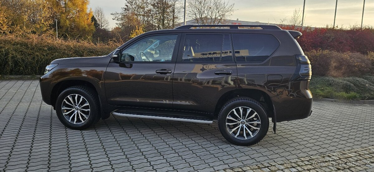 TOYOTA LANDCRUISER() 2.8 D-4D 150 kW Executive AT 5dv. - 5