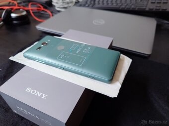Prodam sbirku chytrych telefonu Sony Xperia - 5