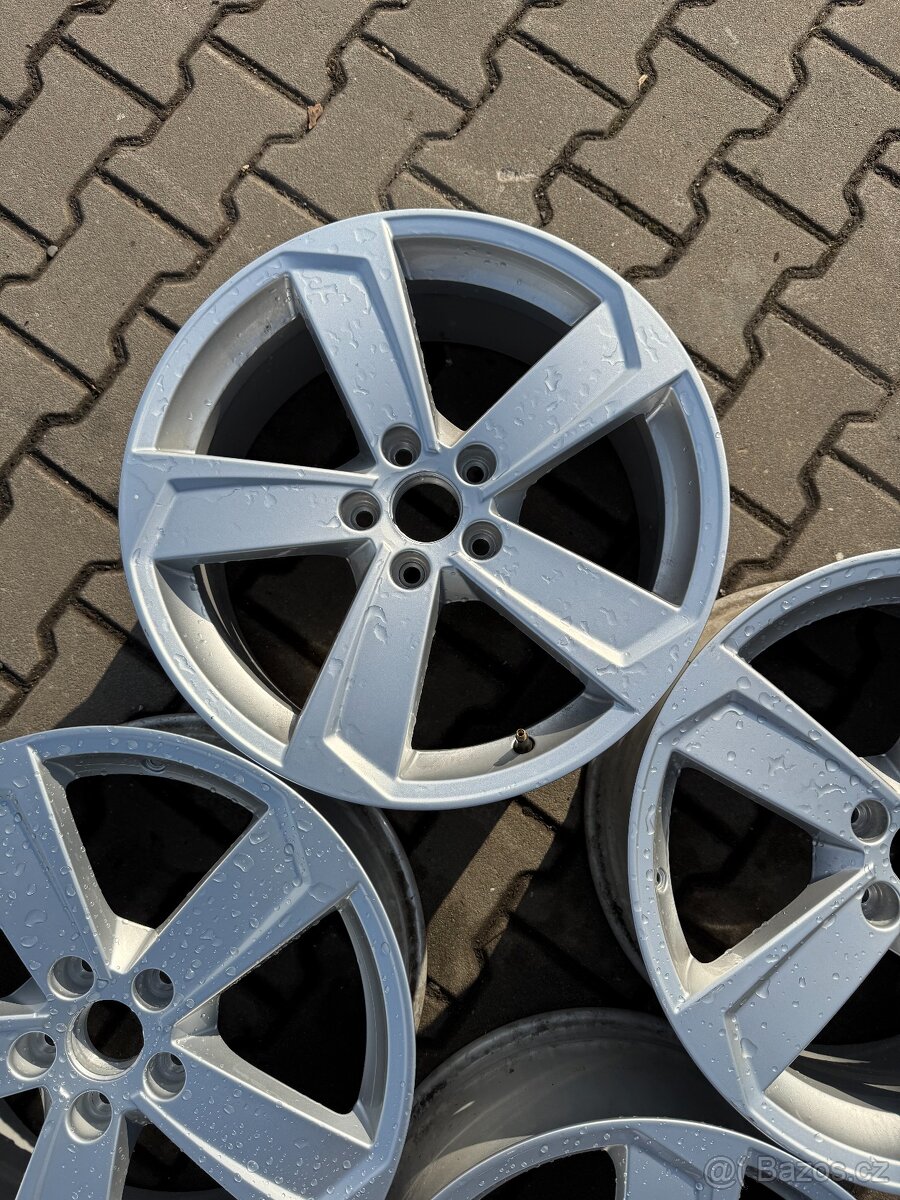 Alu Audi 5x112r18 8J ET 46 - 5