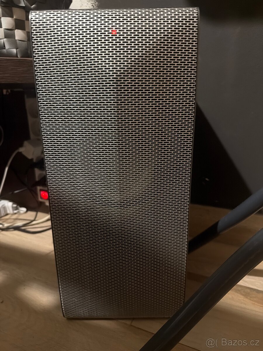 LG Smart TV a LG Soundbar - 5