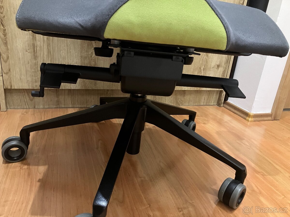 Ergonomická zdravotní židle Therapia M - 5