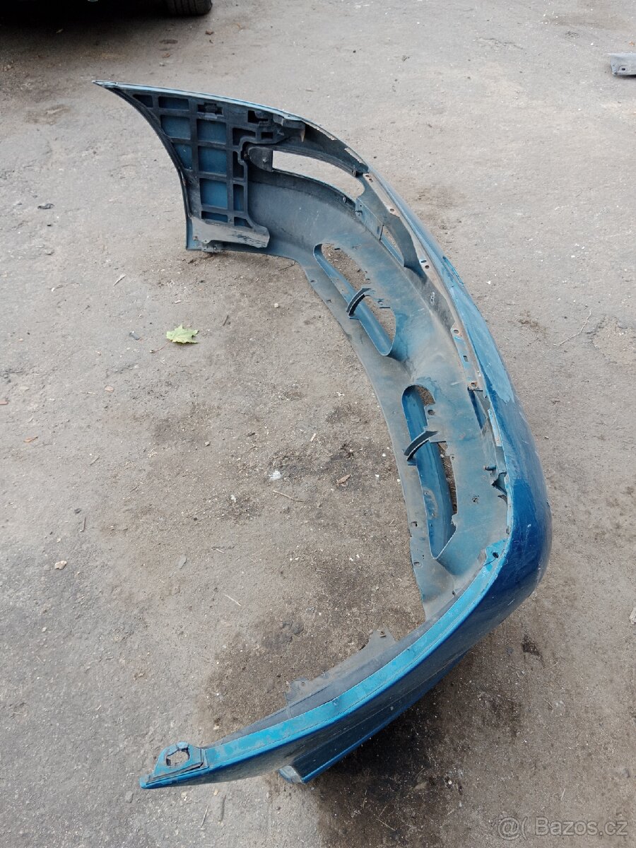 Přední nárazník Ford Probe - 5