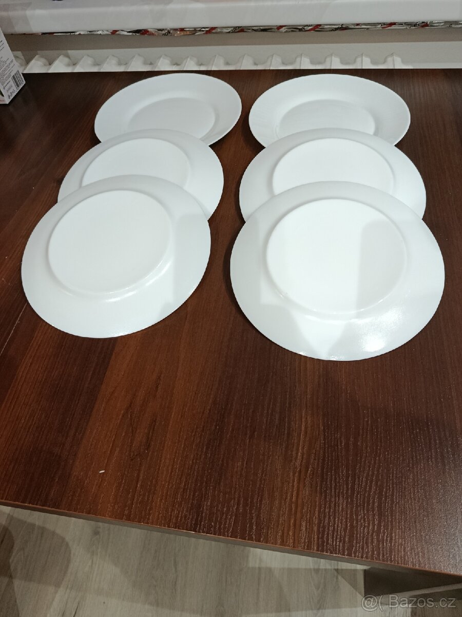 Talíře bílé, šedobílé - 5