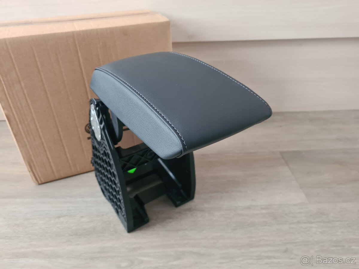 NOVÁ Loketní opěrka Octavia 2 Černá kůže RS - ORIGINÁL - 5